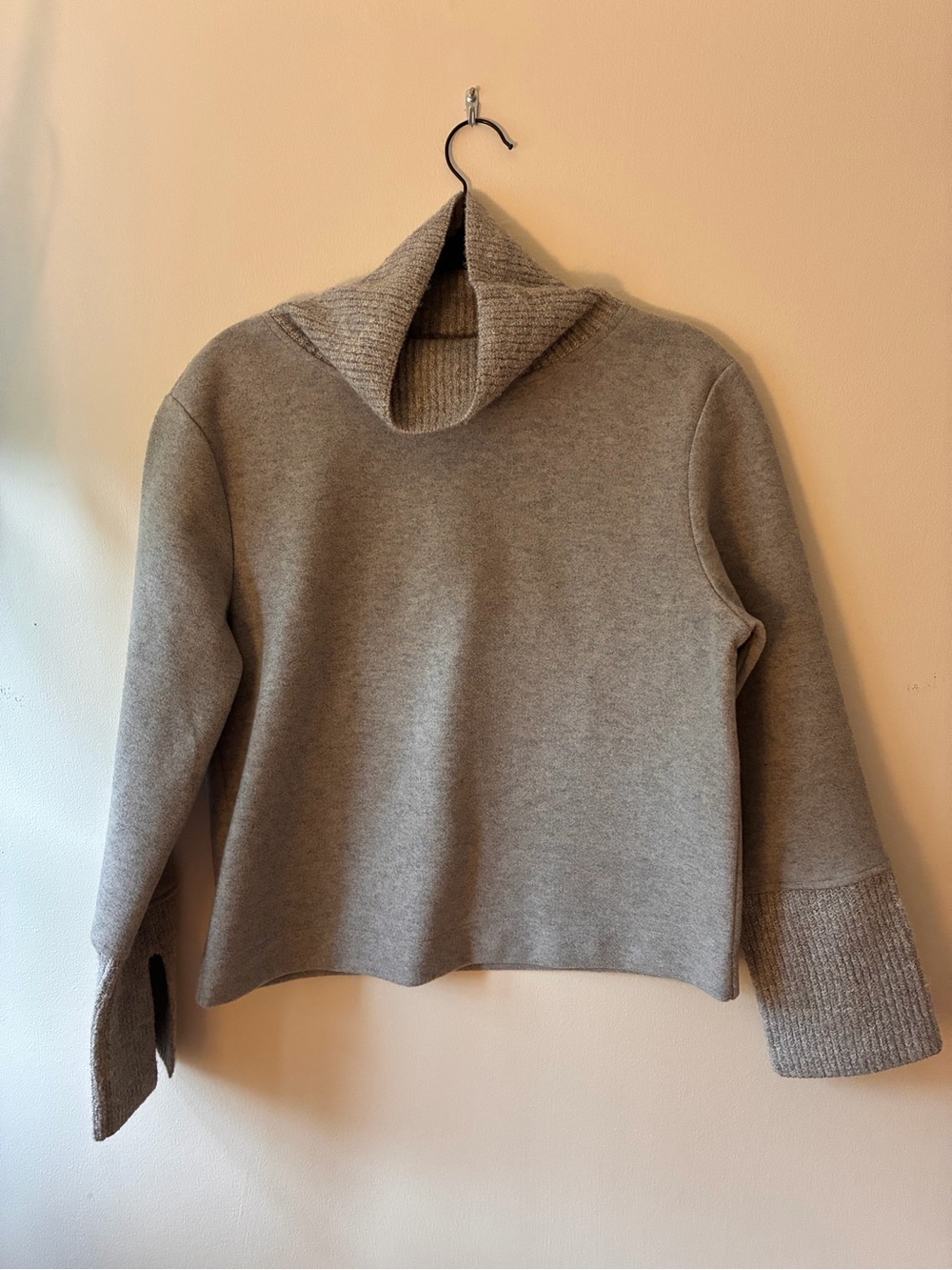 Banana Republic Grey Funnel Neck Sweater/ Sweatshirt